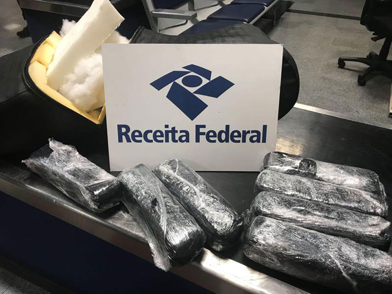 A droga estava na bagagem de um brasileiro que vinha de Barcelona
