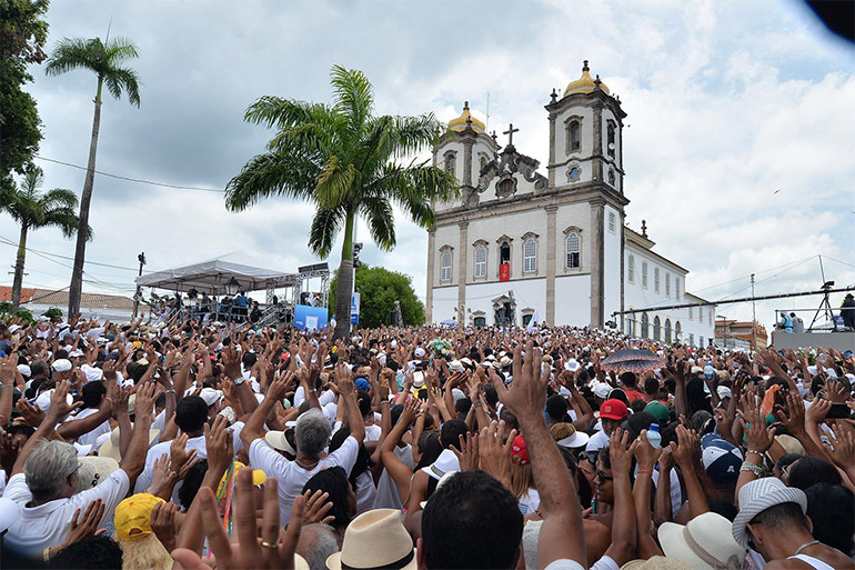 A Festa do Bonfim rene rituais religiosos e tradio popular