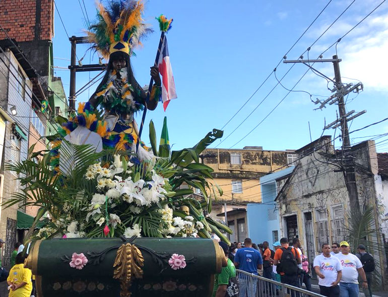 Carro dos caboclos, no 2 de Julho
