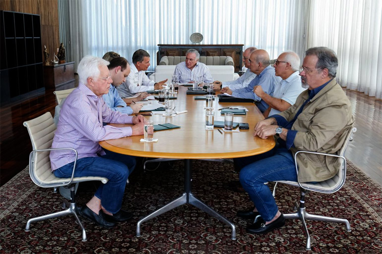 O presidente Temer se reuniu para discutir as medidas de proteo