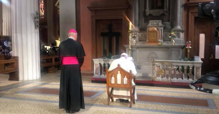 O papa Francisco esteve no Santurio Mariano em Knock, na Irlanda