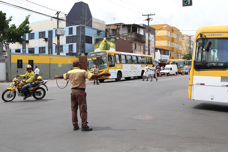 A Transalvador ter barreiras fixas e mveis nas ruas em volta do cortejo