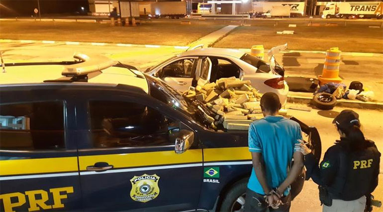 O homem disse que saiu do Paraguai e iria para Recife