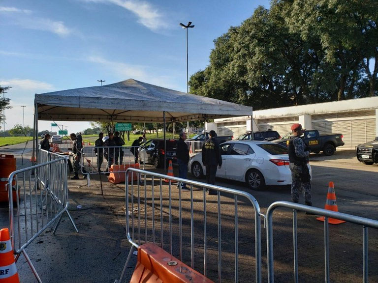 Operao na fronteira barra torcedores com histrico de violncia