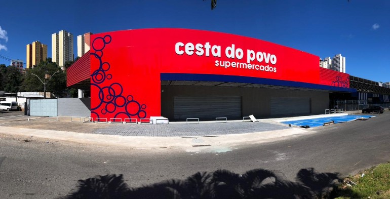 A fachada da nova loja da Cesta do Povo, em Salvador