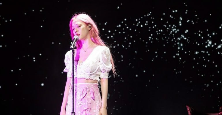 Ex-integrante do grupo de K-pop, Sulli  encontrada morta