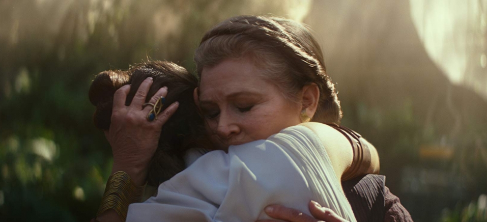 atores se abraando, cena de Star Wars 