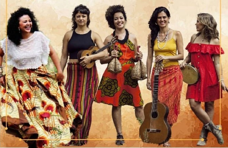 Ana Paula Albuquerque se une s meninas da bandaYay Massemba