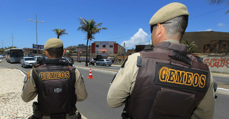 Pela lei, PMs e bombeiros passaro a ser regidos por normas especficas