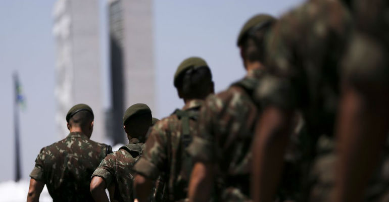 O Servio Militar Obrigatrio tem a durao de um ano