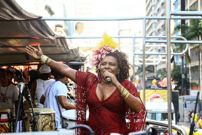 Margareth Menezes puxa o bloco pelo segundo ano