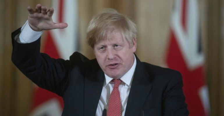 Premier britnico determinou o fechamento de qualquer tipo de culto ou cerimnia religiosa