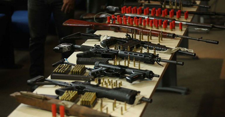Armas e munio