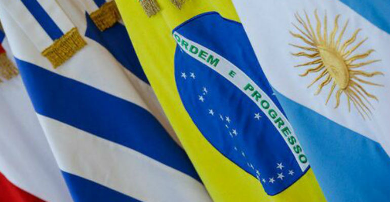 Bandeira de pases do Mercosul