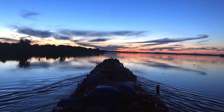 "Navegando até Kinshasa"