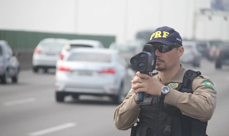 A indicação de quem dirigia no momento da infração ficou mais fácil