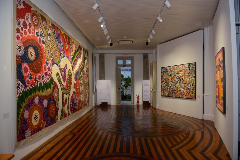 "A Redescoberta", pintura sobre tecido de 6,10 por 3,80 metros