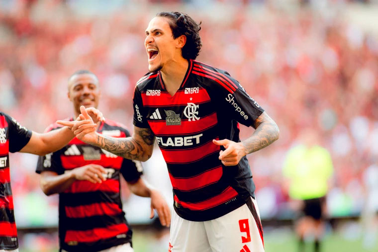 Pedro fez 2, na goleada contra o Corinthians