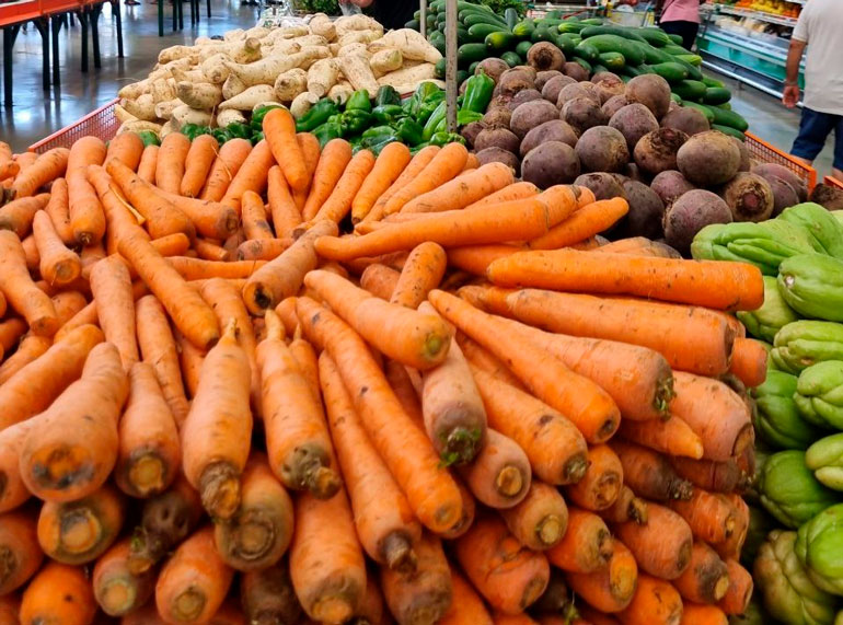 O preço da cenoura teve a maior queda, mas subiu 20,06% desde janeiro