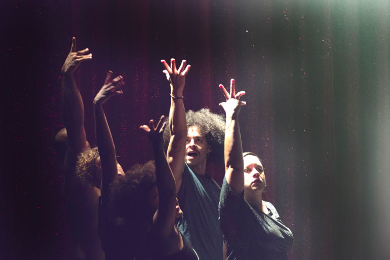 "Corpos Estelares e Falsos Brilhantes"