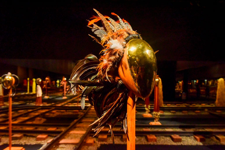 Uma travessia pelas encruzilhadas da experiência negra