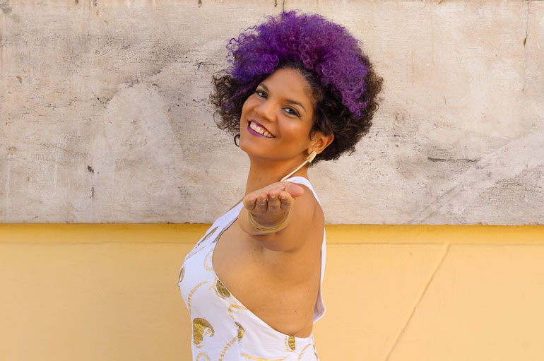A cantora Juliana Ribeiro se apresenta no domingo (1º de setembro)