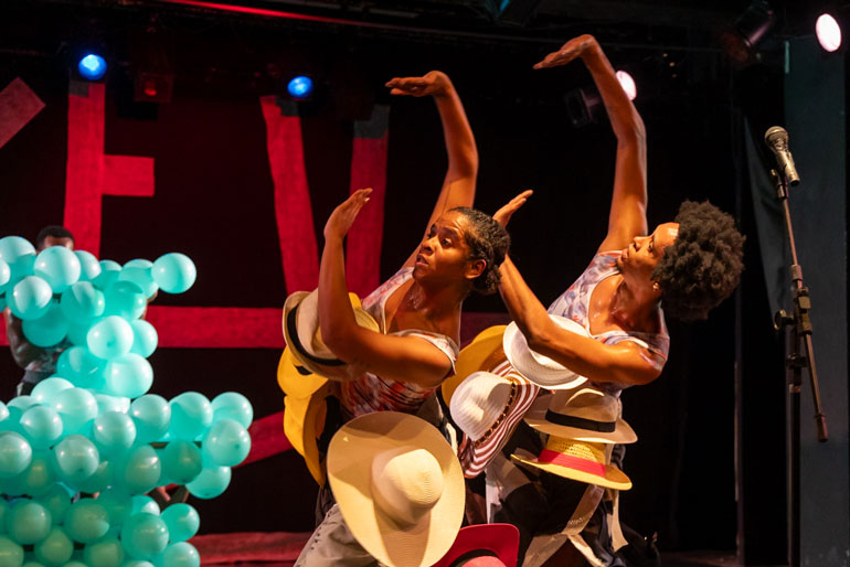 São 25 anos de pesquisa em dança