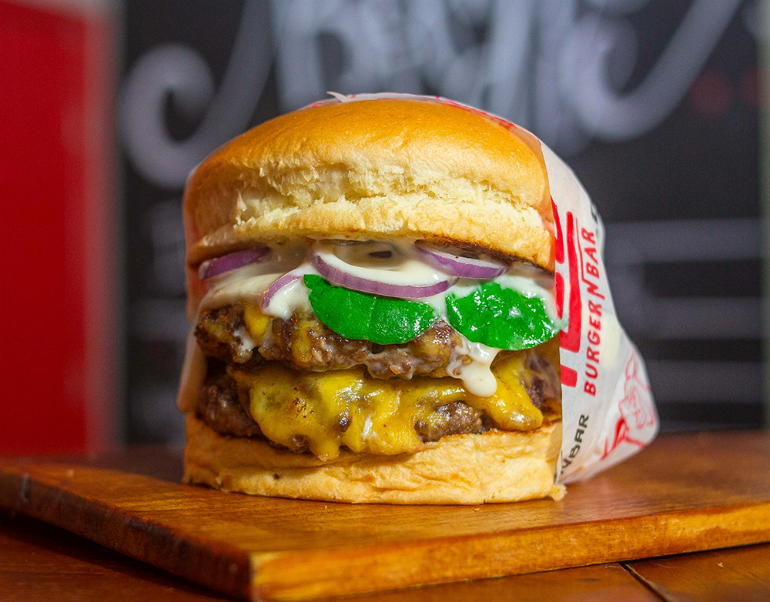 Red Burga Red Burguer faz promoção especial para comemorar aniversário